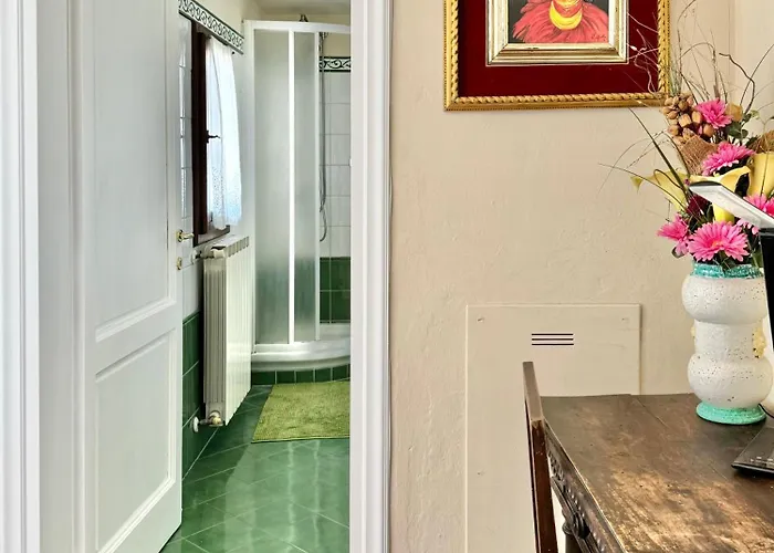 Historic With Duomo View Daire *